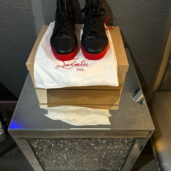 Like new Christian Louboutin Lou Spikes Orlato Flat - calf leather - Picture 3 of 7